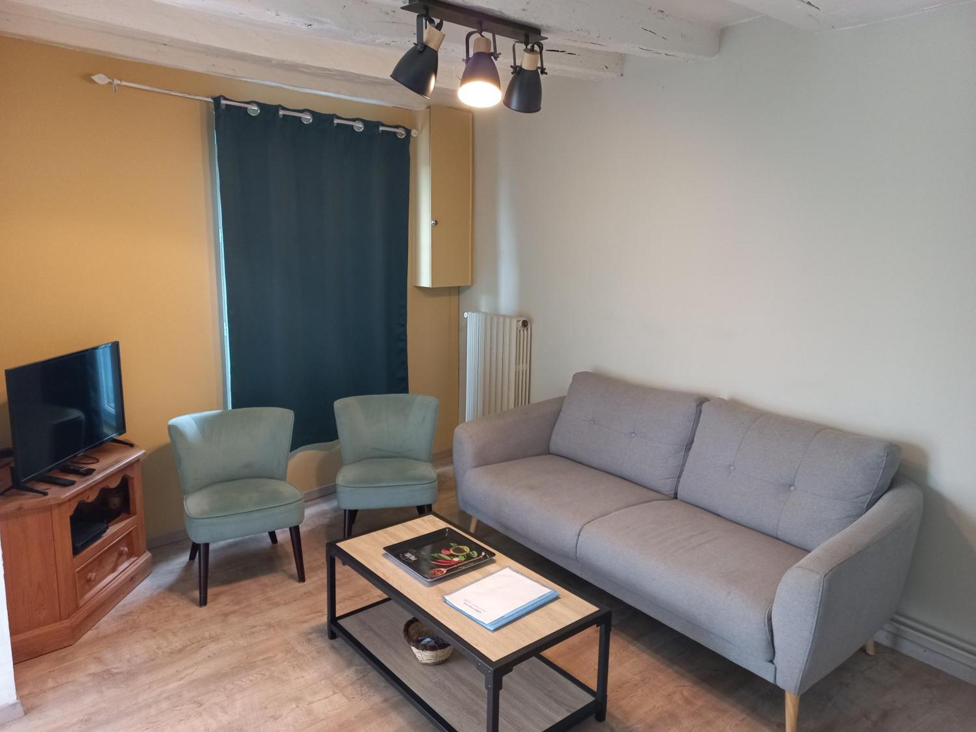 Agreable Maison De Ville Au Coeur De チノン エクステリア 写真